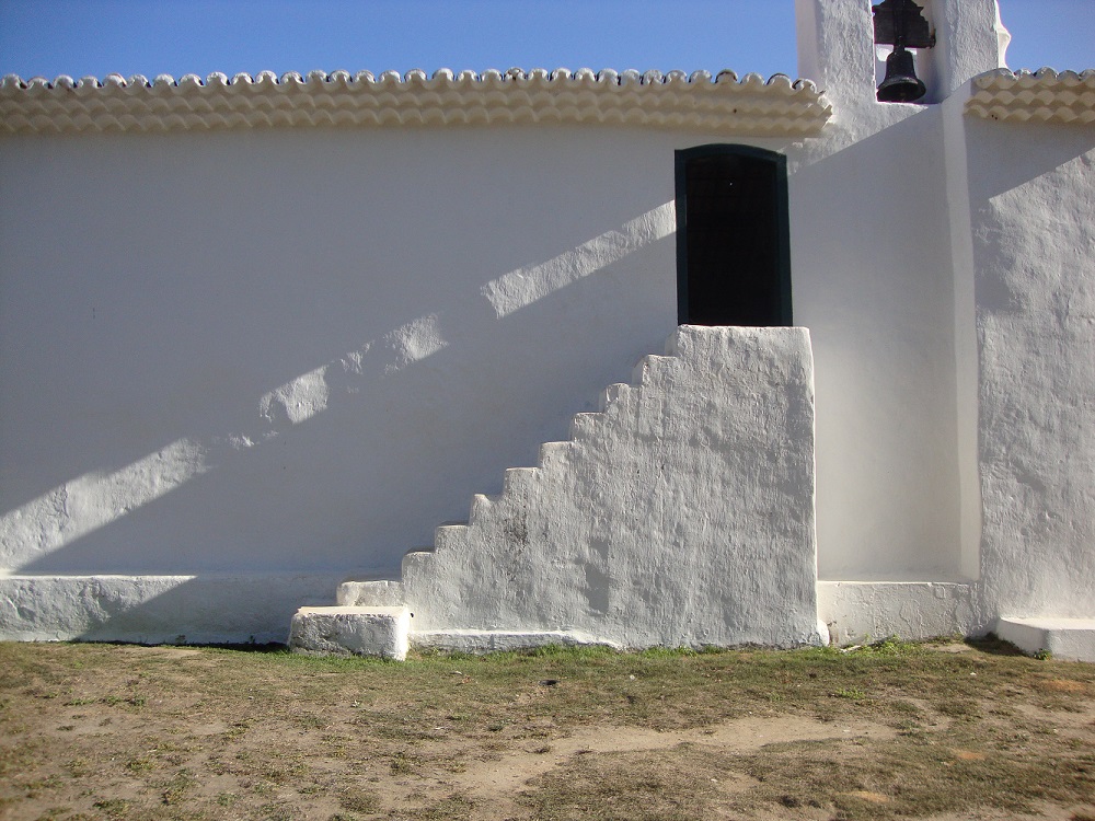 Escadinha da Igreja do Quadrado